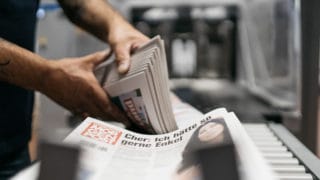 Druckfrische Ausgabe der Hamburger Morgenpost MOPO Zeitungsdruck Von Stern'sche Druckerei